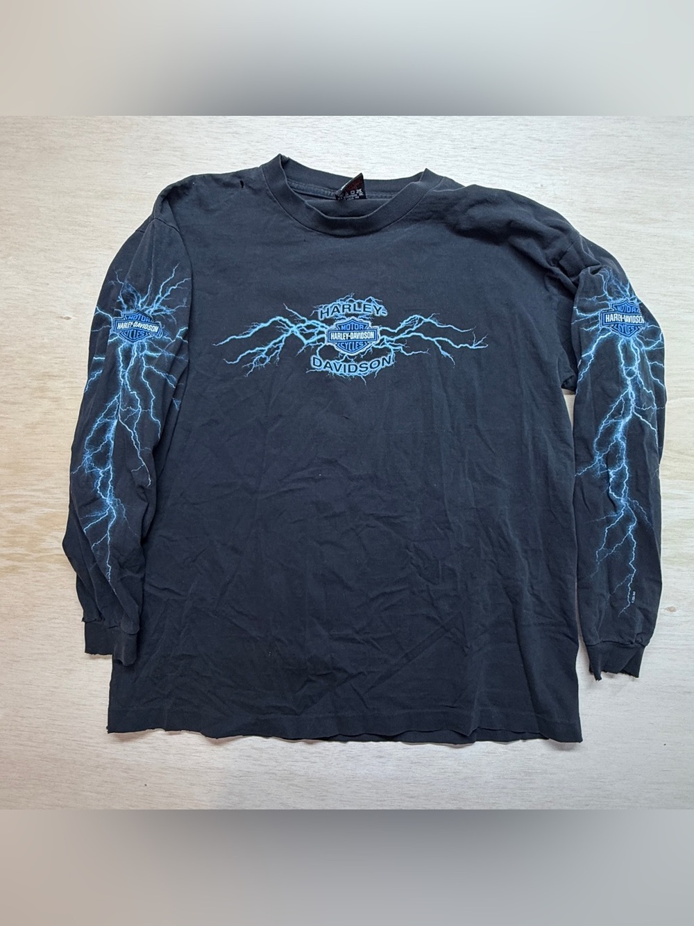 Vintage 2004 Harley-Davidson Lightning Long Sleeve Graphic T-Shirt